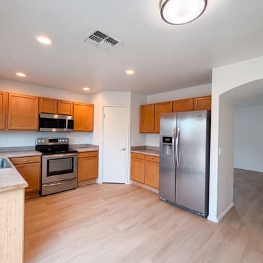 Property photo 2 of 198 N 222nd Dr
