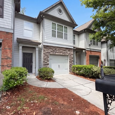 Property photo 1 of 471 Tufton Trl SE