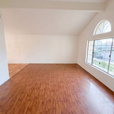 Property photo 3 of 2753 E Northridge Cir