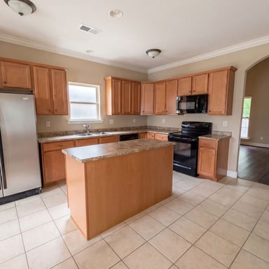 Property photo 2 of 124 Cattail Ln