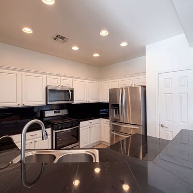 Property photo 2 of 38034 N Hudson Trl