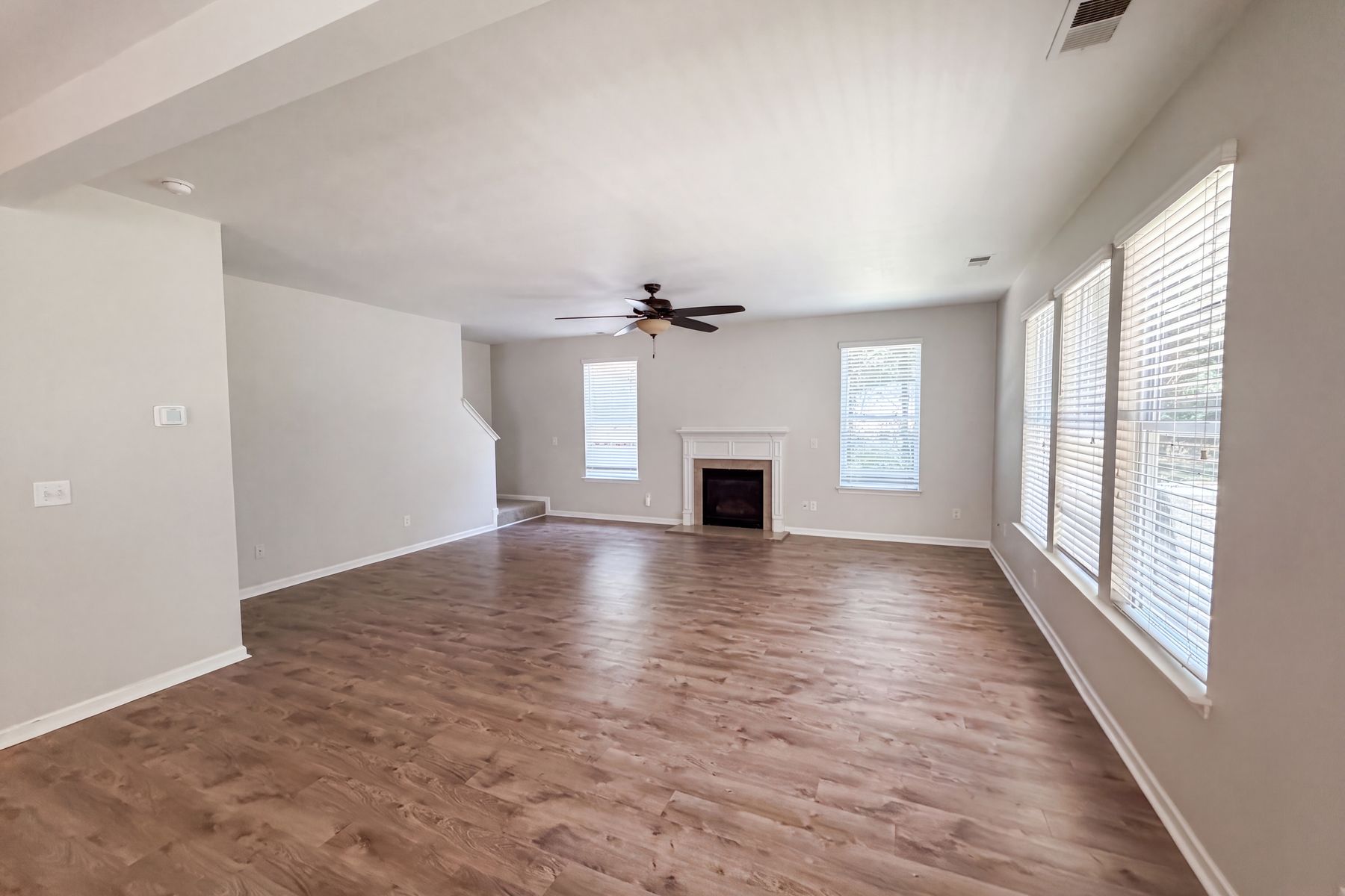 Property photo 3 of 5837 McDowell Run Dr