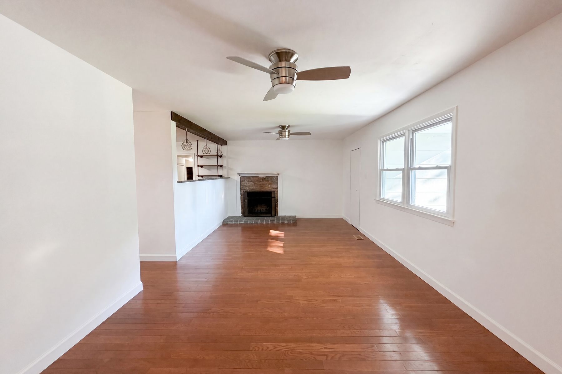 Property photo 3 of 1017 Morrell Rd
