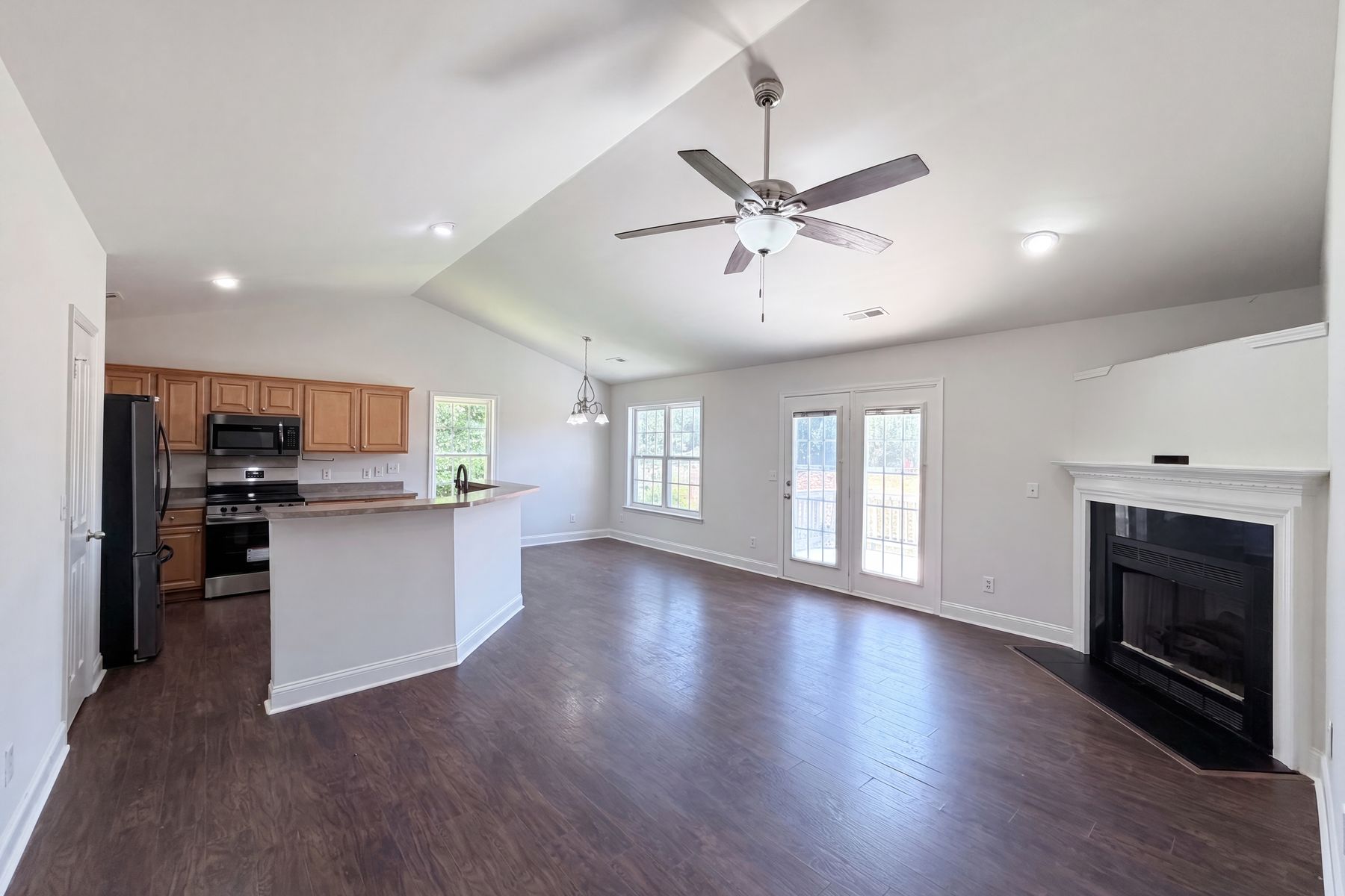 Property photo 3 of 617 Reed Creek Rd