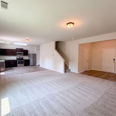 Property photo 3 of 836 Castilla Way