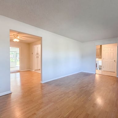 Property photo 3 of 712 Fleetrun Ave