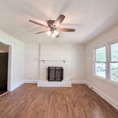 Property photo 3 of 206 Lilly St