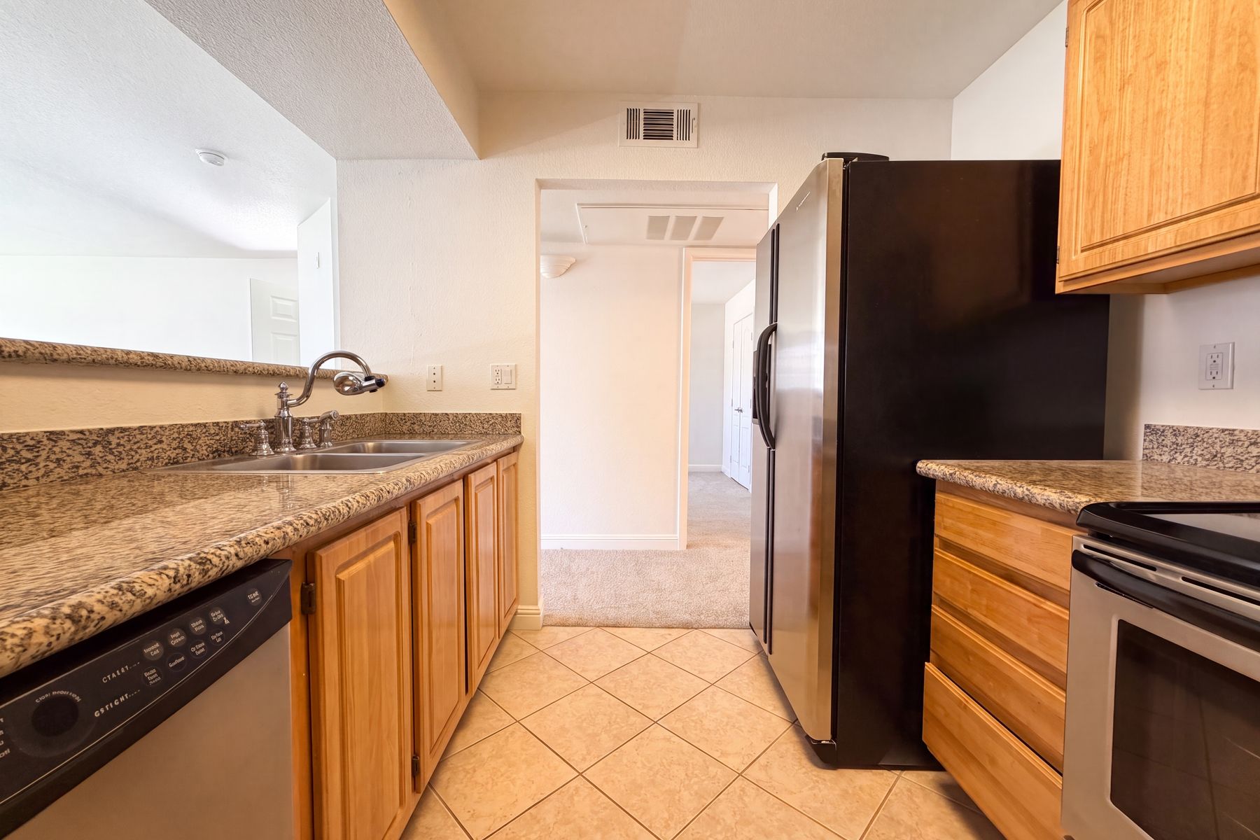 Photo 2 of 16 of 5055 W Hacienda Ave, Las Vegas, NV