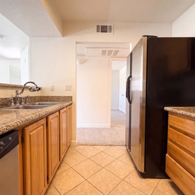 Property photo 2 of 5055 W Hacienda Ave Unit 1002