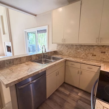 Property photo 2 of 87 Pearl