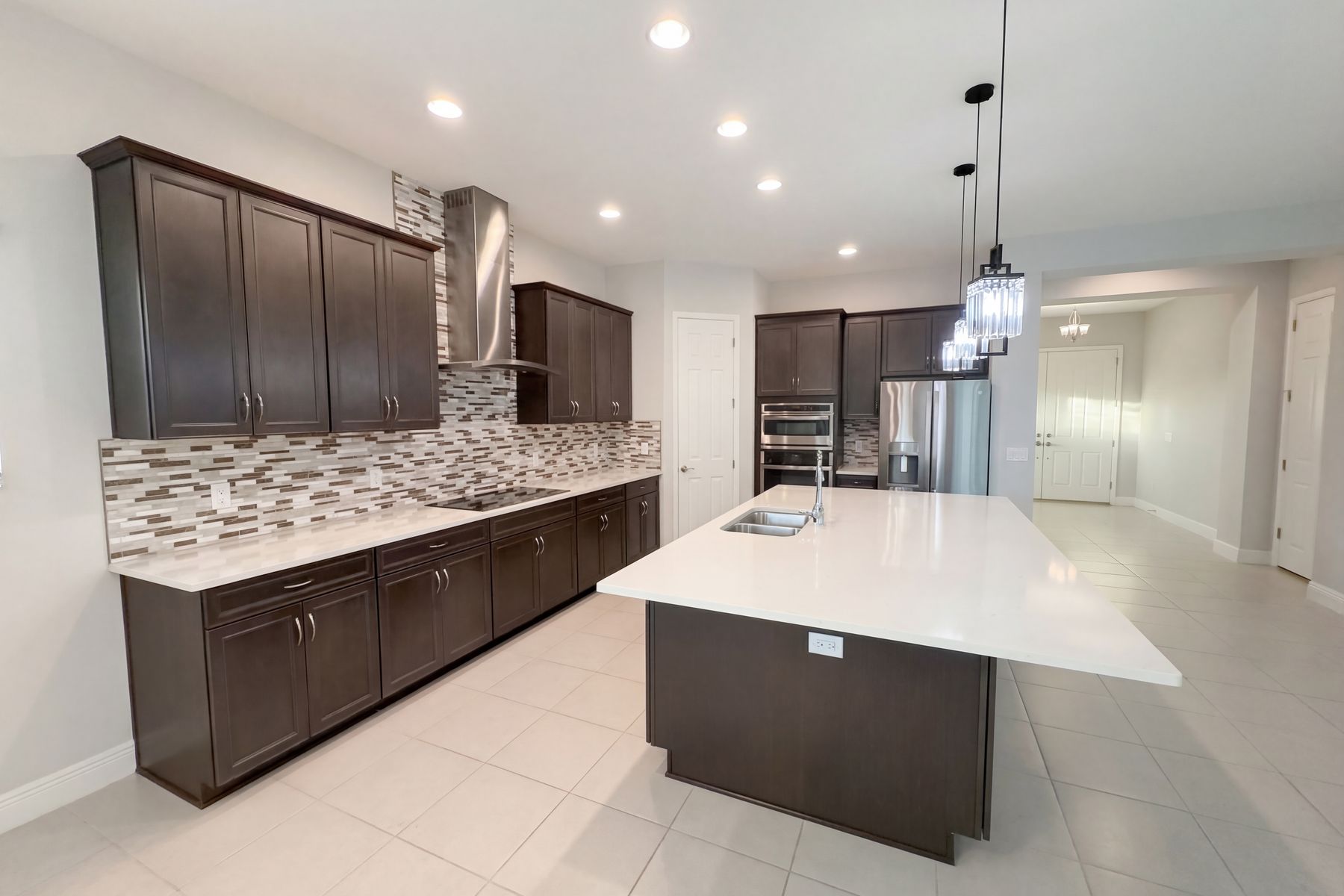Photo 2 of 56 of 11277 Rustic Timber Loop, San Antonio, FL