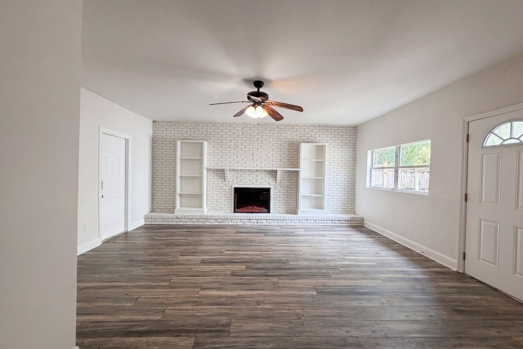 Property photo 3 of 7008 Thurston Rd