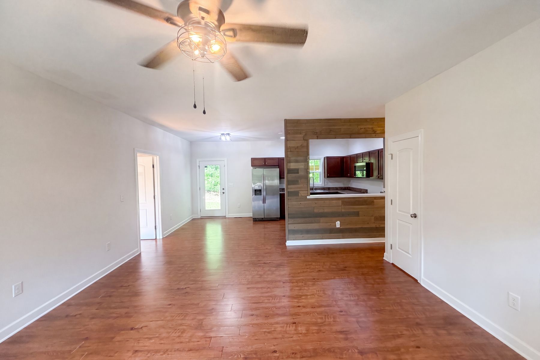 Property photo 3 of 8317 Moritz Dr