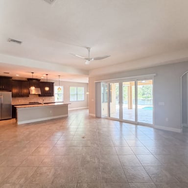 Property photo 3 of 2575 Grand Lakeside Dr