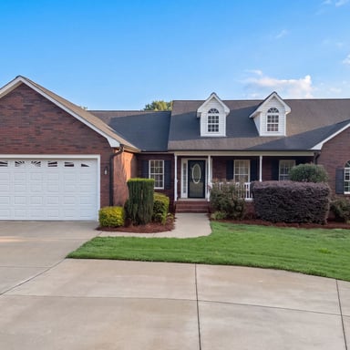 Property photo 1 of 106 Millbranch Ln