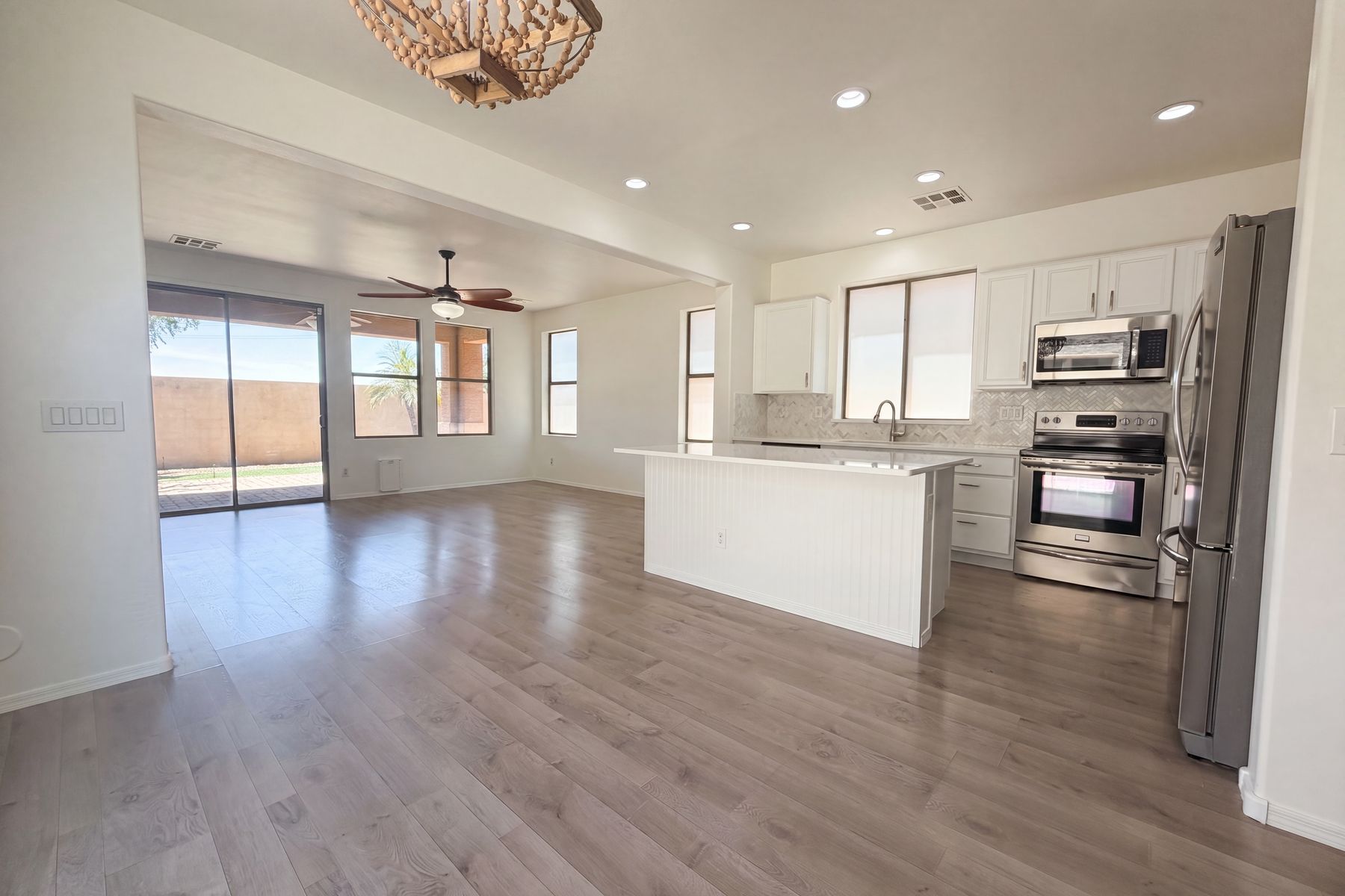 Photo 2 of 20 of 3299 E Tyson St, Gilbert, AZ