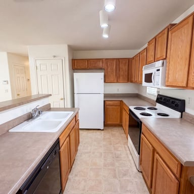 Property photo 2 of 11280 W Magnolia St