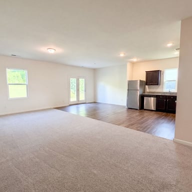 Property photo 3 of 118 Sorrento Dr NW
