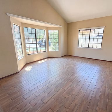 Property photo 3 of 3810 N Wintergreen Way