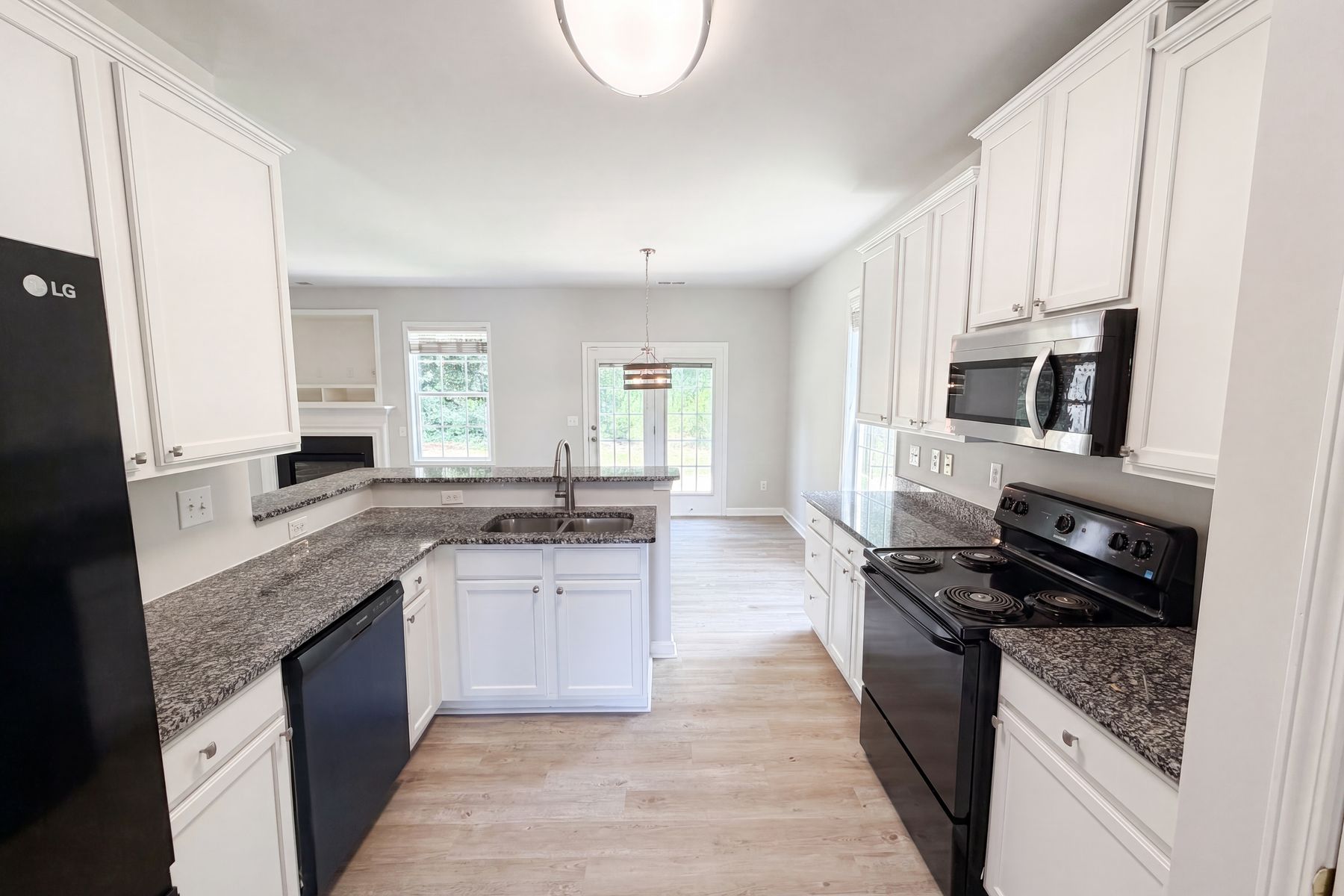 Photo 2 of 30 of 11528 Erwin Ridge Ave, Charlotte, NC