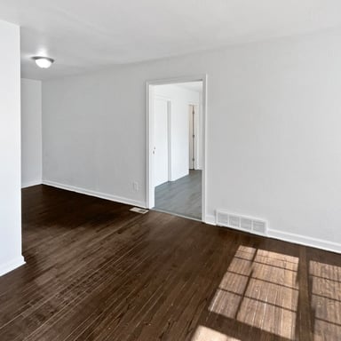 Property photo 3 of 10014 Hardesty Ave