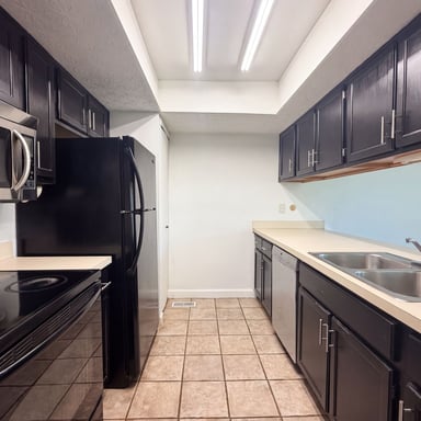 Property photo 2 of 7761 Sagemeadow Ct