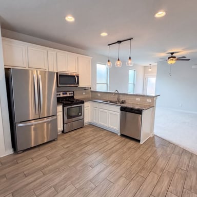 Property photo 2 of 105 Syrah Ct