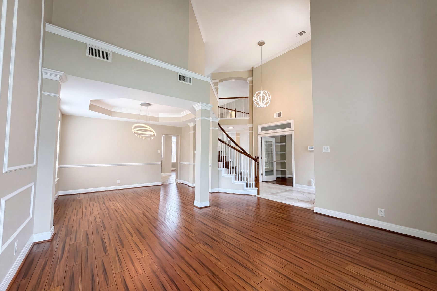 Property photo 3 of 13419 Star Heights Dr