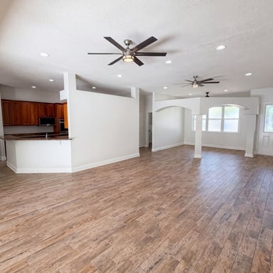 Property photo 3 of 375 Nora Ave
