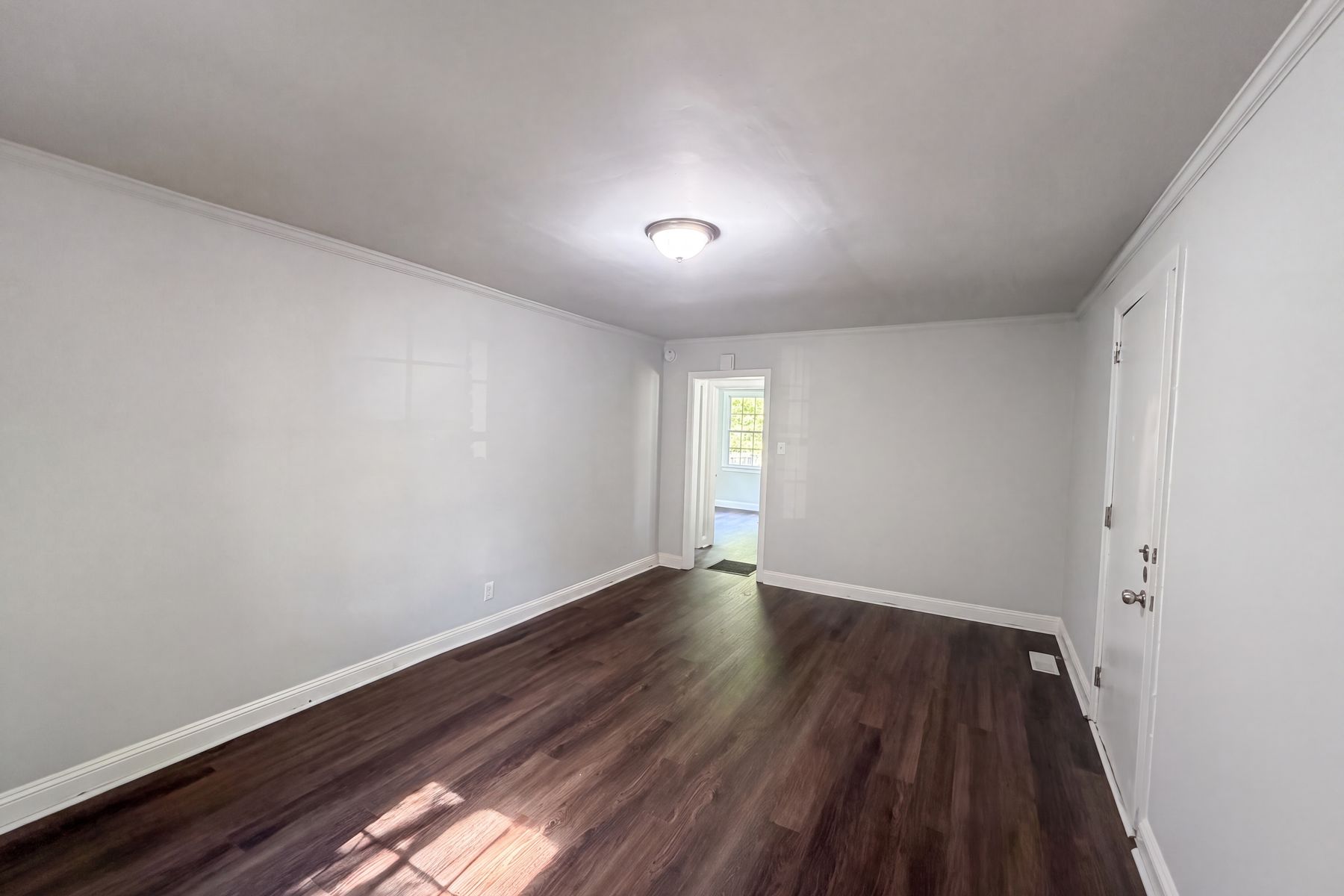 Property photo 3 of 2109 Sheffield Rd
