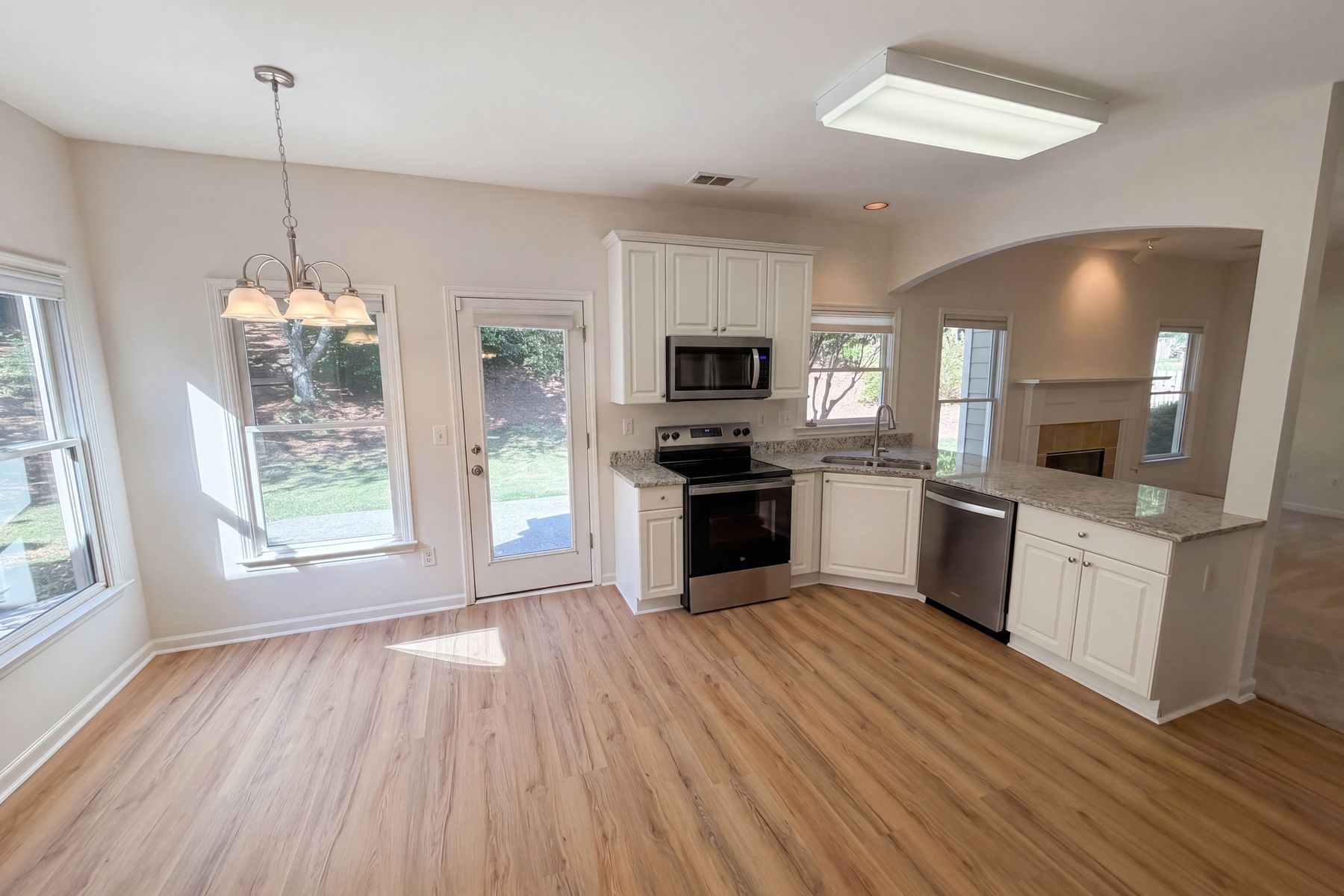 Photo 2 of 55 of 3772 Havenmist Cv, Suwanee, GA