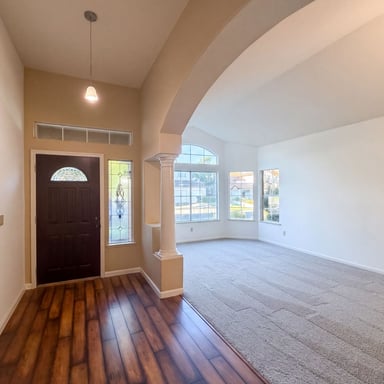 Property photo 2 of 5344 Swindon Rd
