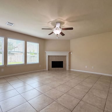 Property photo 3 of 9965 Boulder Bend Ln