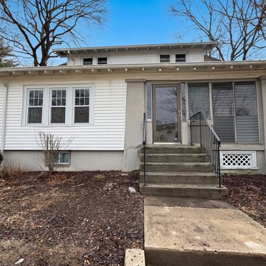 Property photo 1 of 10 Perrot St