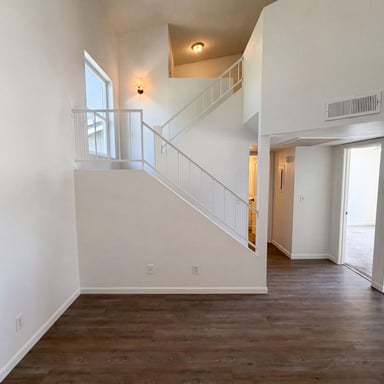 Property photo 3 of 19601 N 7th St Unit 2050