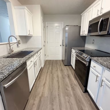 Property photo 2 of 258 Alcovy Walk Dr