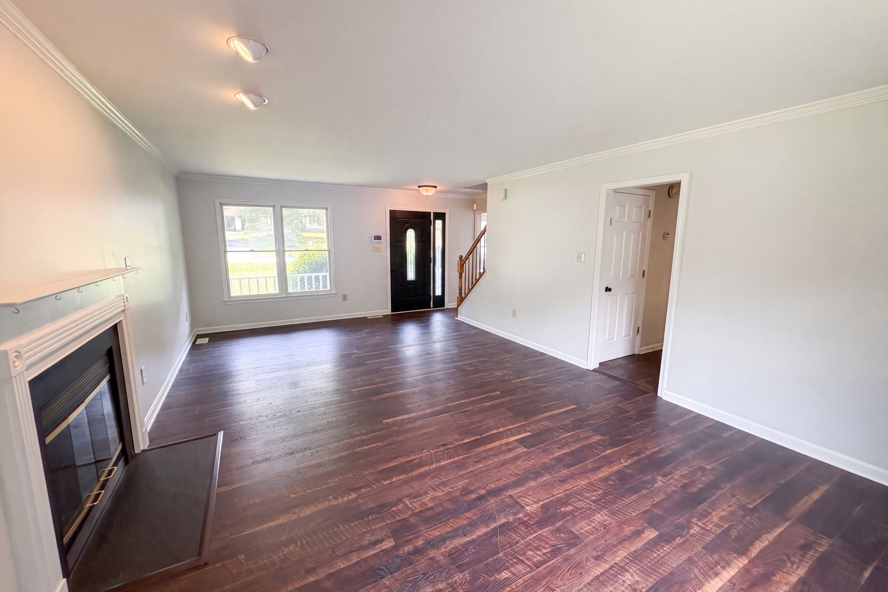 Property photo 3 of 6401 Forest Grove Dr