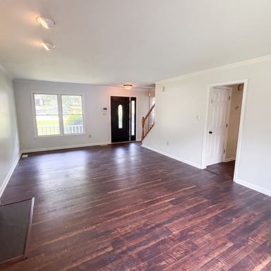 Property photo 3 of 6401 Forest Grove Dr