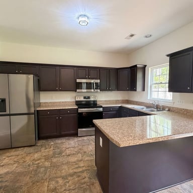 Property photo 2 of 3705 Chancellorsville Ct
