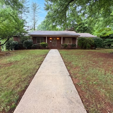 Property photo 1 of 3010 Hope Valley Rd