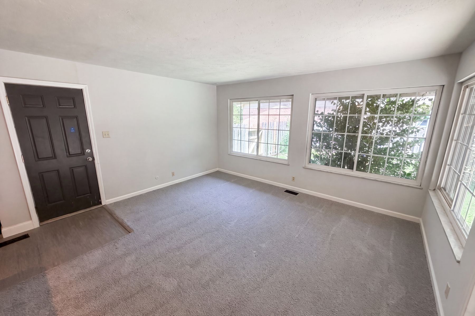 Property photo 3 of 8223 Taunton Rd