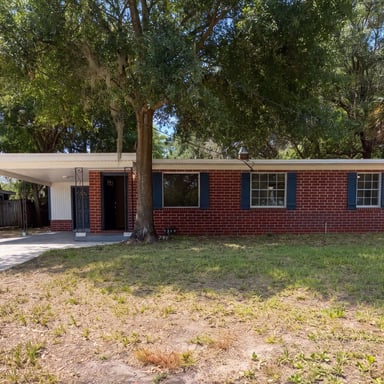Property photo 1 of 5928 Lake Ridge Ave