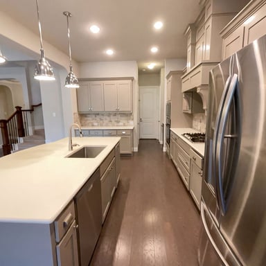 Property photo 2 of 4157 Chantilly Ln