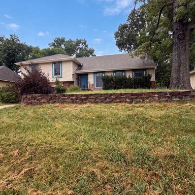 Property photo 1 of 6916 N Overland Dr