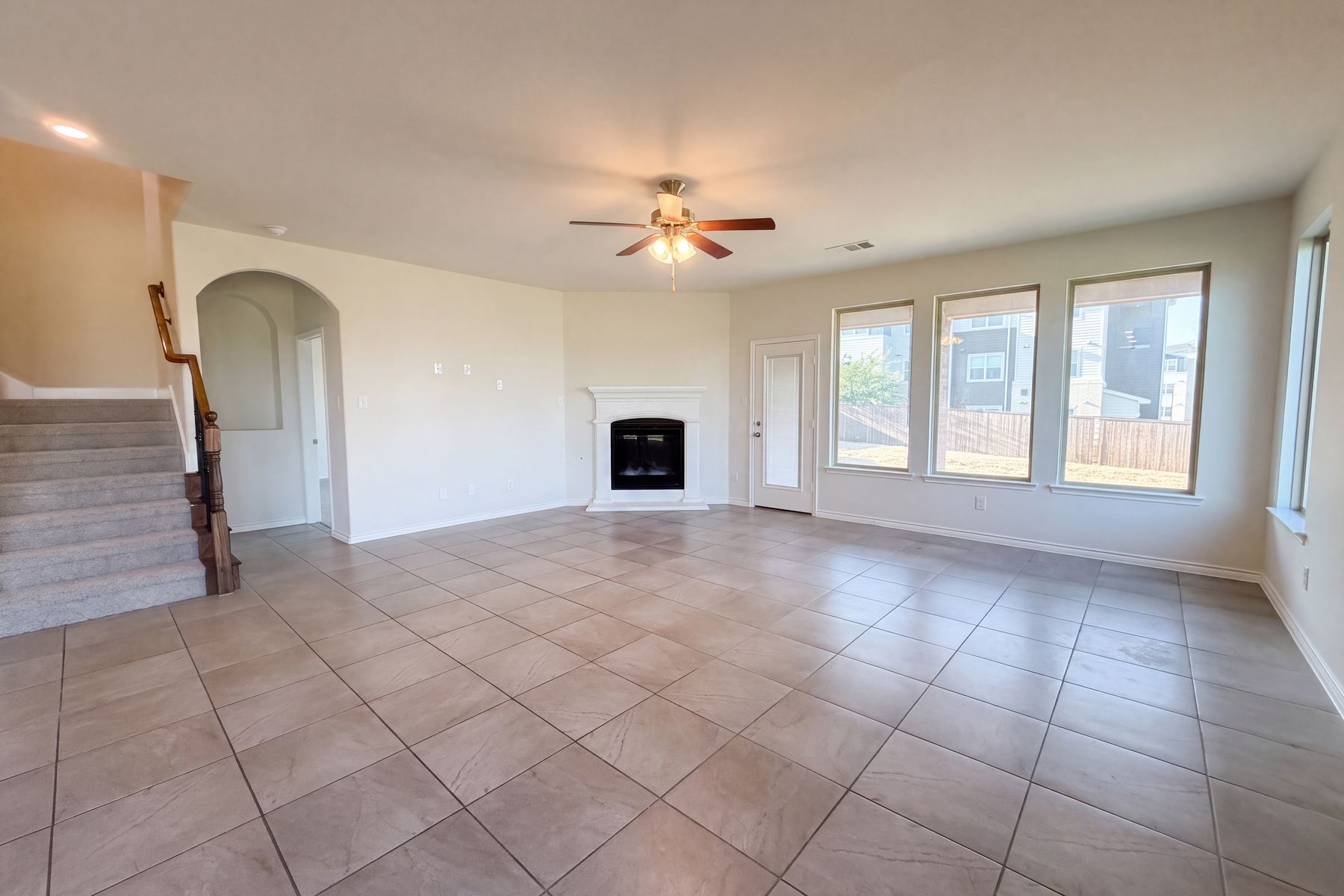 Property photo 3 of 600 Brock Dr