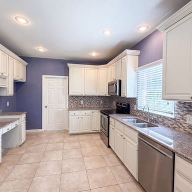 Property photo 2 of 524 Sun Creek Dr