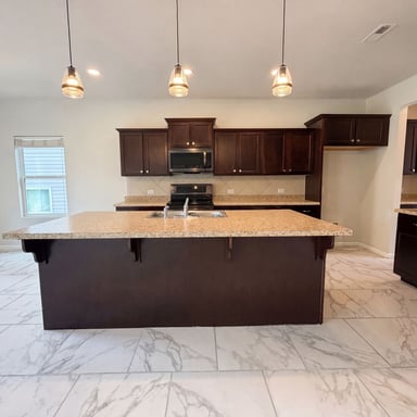 Property photo 2 of 617 Heather Glen Crst
