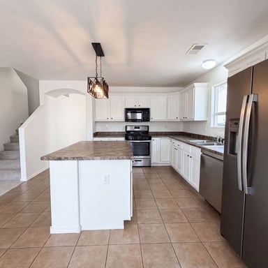 Property photo 2 of 429 Playful Meadows Dr NE