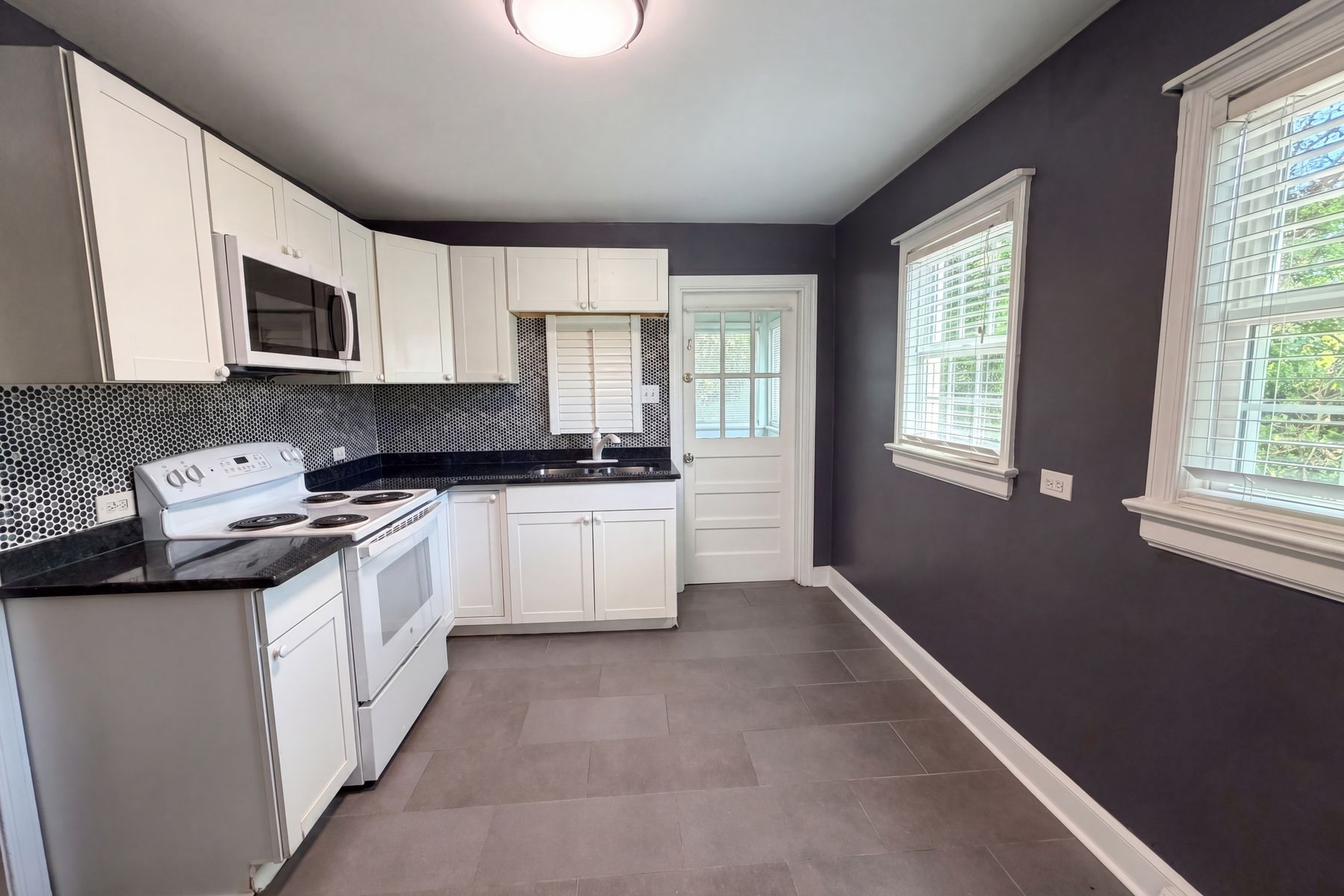 Photo 2 of 16 of 127 Nelson St, Durham, NC