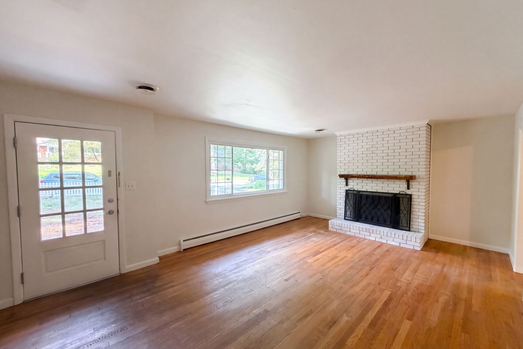 Property photo 3 of 810 Beaver Dam Rd
